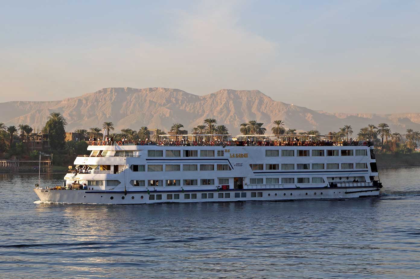 LA Sarah Nile cruise